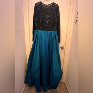 Mac Duggal Formal Dress 16W